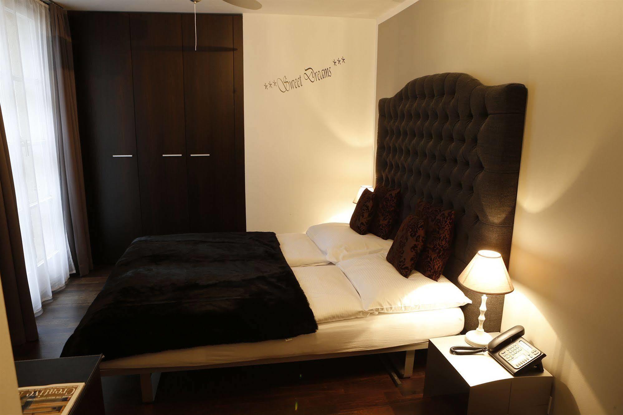 Boutique Hotel Weisses Kreuz - Adult Only Hotel Λουκέρνη Εξωτερικό φωτογραφία